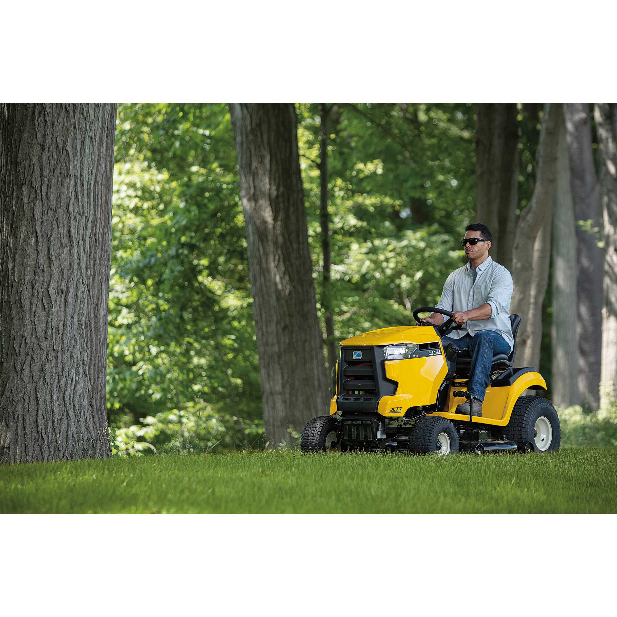 Cub Cadet XT1 LT46 Lawn Tractor